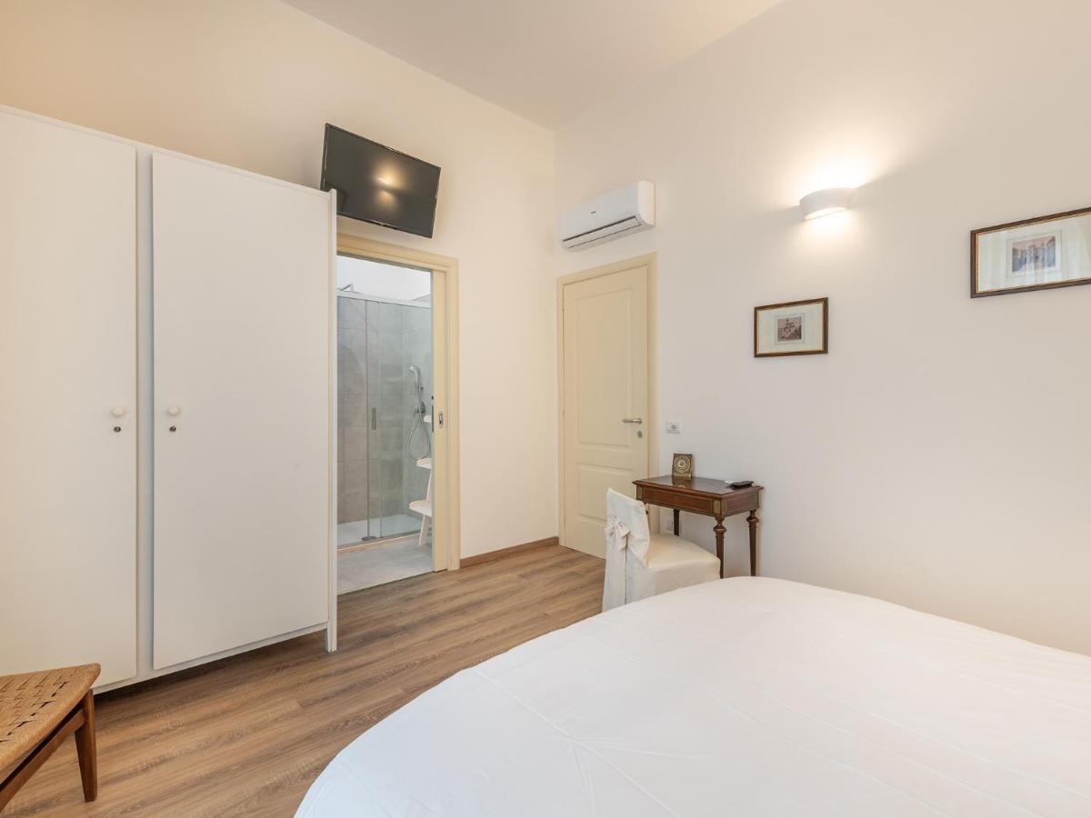 B&B Palazzo Merello 卡利亚里 外观 照片
