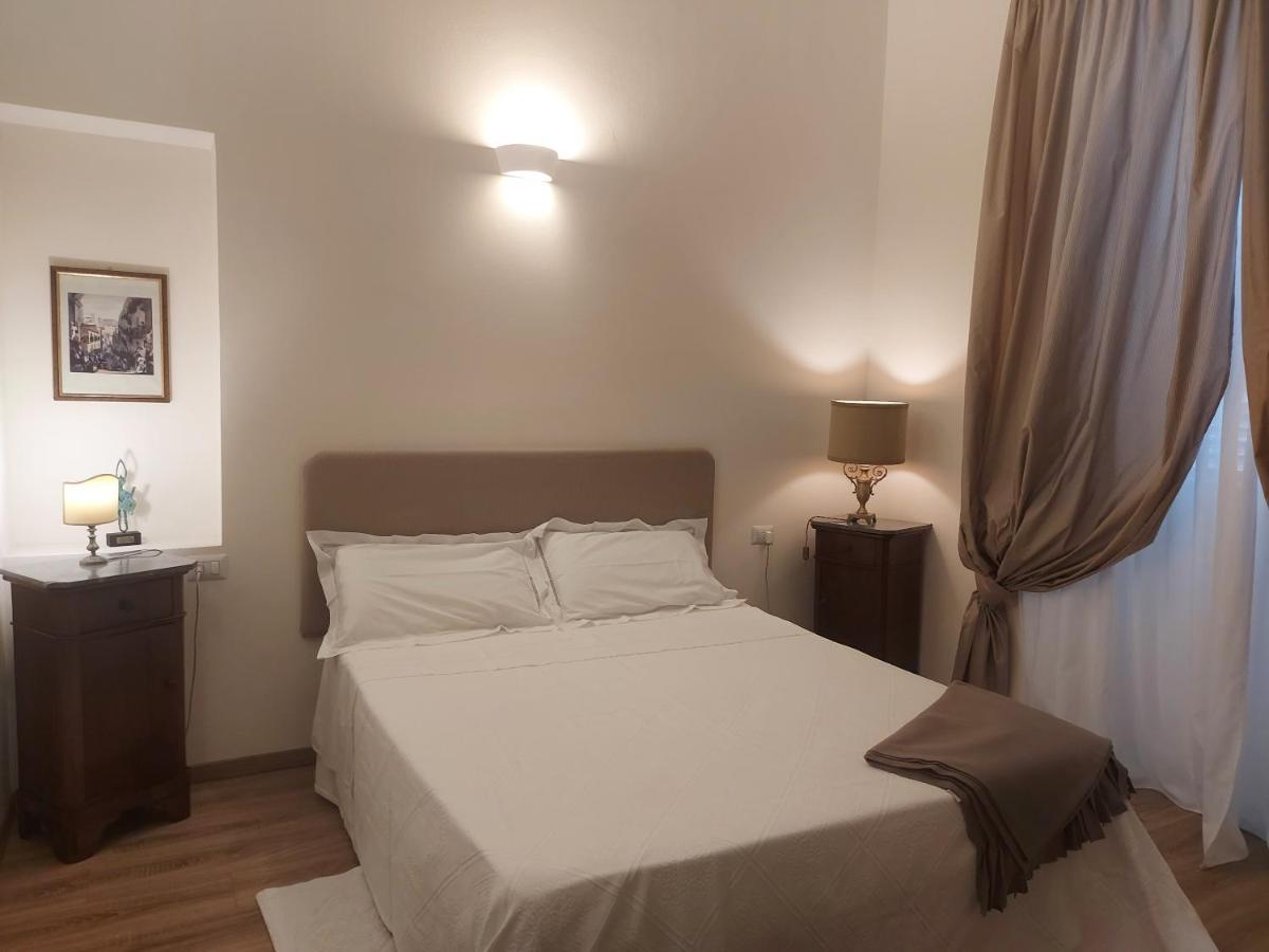 B&B Palazzo Merello 卡利亚里 外观 照片